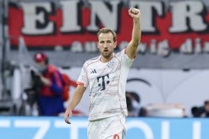 记者：未来凯恩想回英超再踢两年，我认为曼联会采取行动